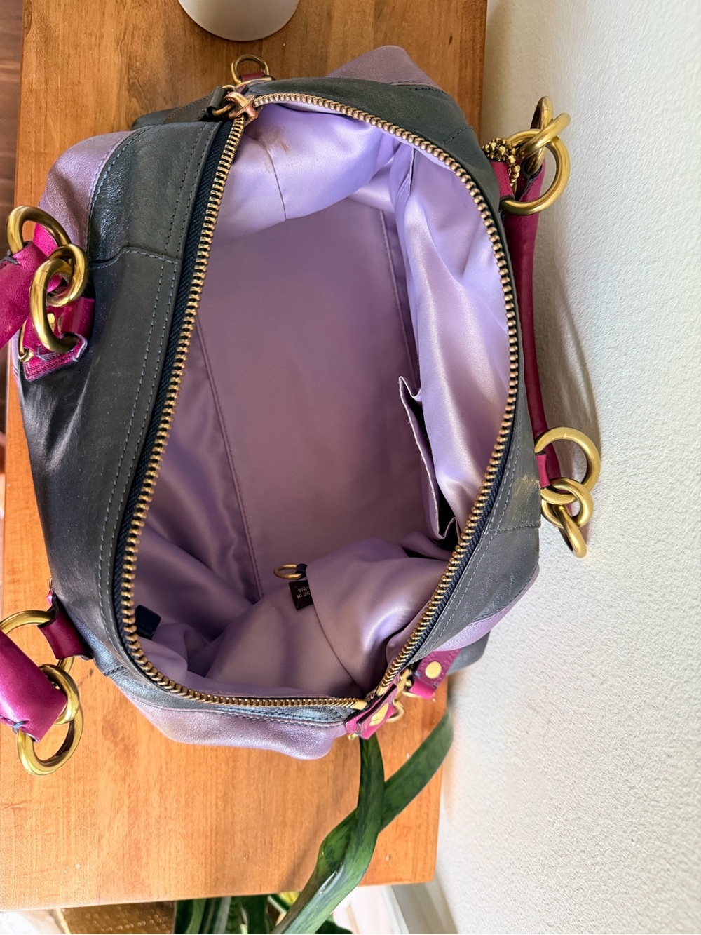 Vintage COACH Madison leather
Ombré purple Sabrina tote bag - Picture 9 of 10